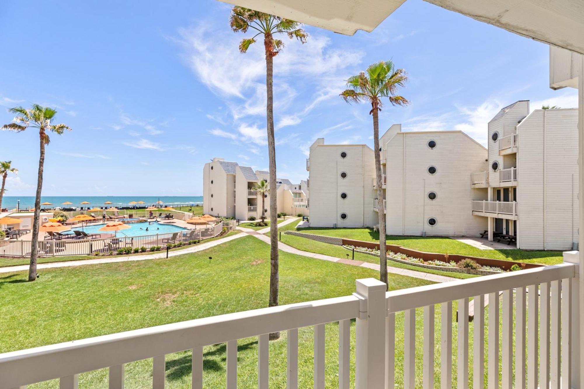 New Stunning Ocean-View Beachfront Resort, Heated Pool! South Padre Island Εξωτερικό φωτογραφία